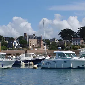 Les Pieds Dans L'eau Au Port De Ploumanac'h Appartement Perros-Guirec